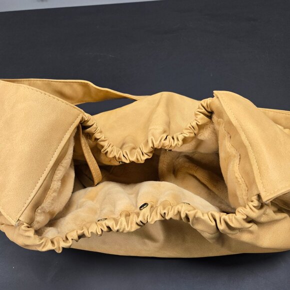 Noah & Paw Dog Sling Carrier for Small Dogs - Picture 2 of 6